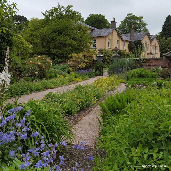 a visit to Rowallane